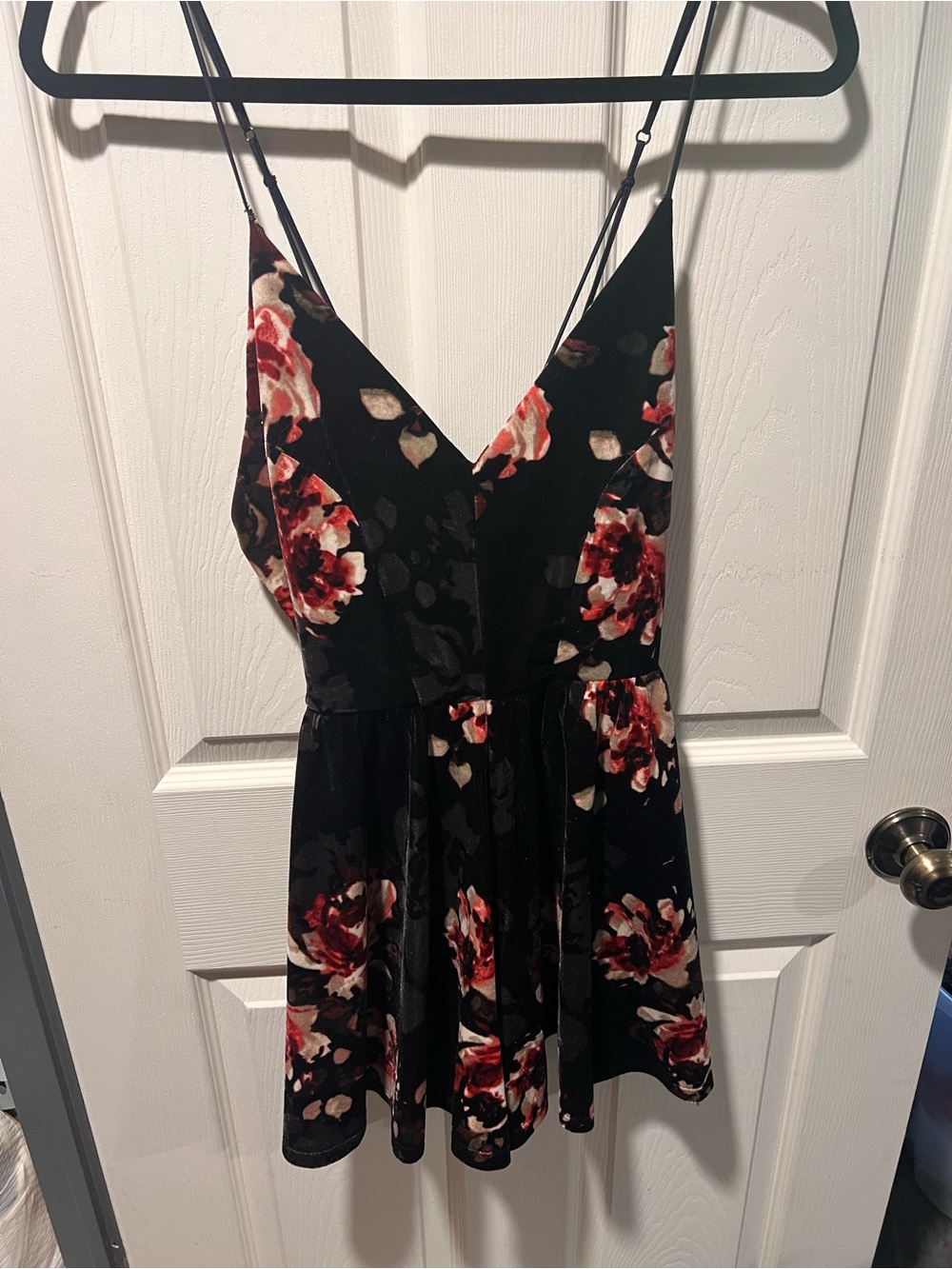 Floral V-Neck Spaghetti Strap Dress - Black with Red Floral
